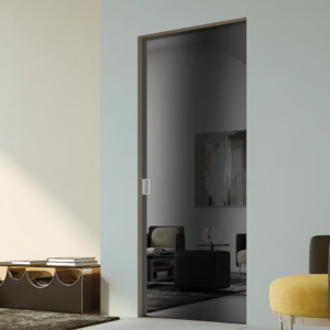 Puerta corredera de cristal y aluminio.